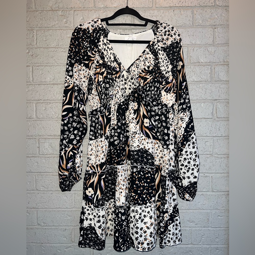 Heyson Size Medium V neck smocked mini dress